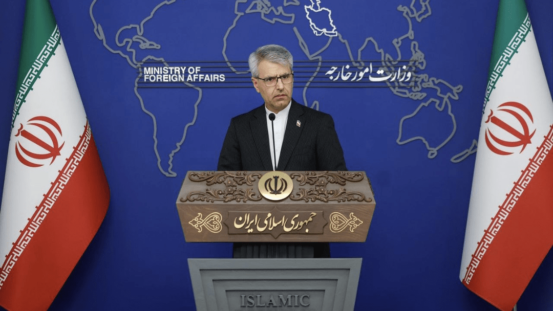 Iran membantah tuduhan UEA bahwa dua rudal balistik ditembakkan dari wilayah Iran menuju UEA.