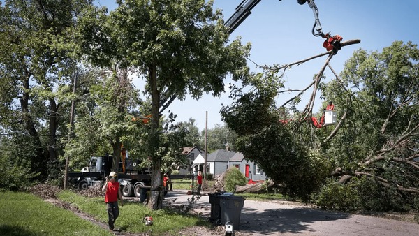 Krisis listrik di Gary, Indiana, memperburuk persoalan kemiskinan dan kemunduran ekonomi yang telah lama dihadapi warga kota.