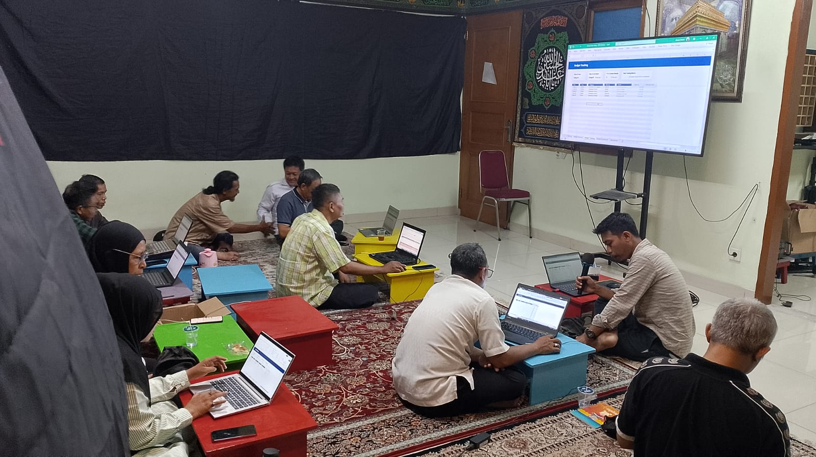 Peserta dari lima DPD ABI se-DKI Jakarta mengikuti Pelatihan Pencatatan Laporan Keuangan Menggunakan Makro Excel di Sekretariat DPW ABI DKI Jakarta, Sabtu (8/8/2026).