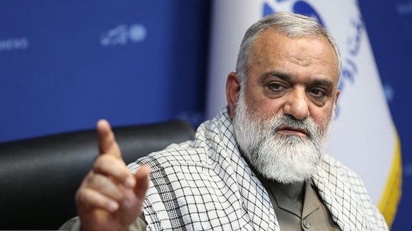 Mohammad Reza Naqdi, penasihat Panglima IRGC, dalam wawancara yang membahas kemampuan produksi persenjataan, hasil perang, dan perubahan keamanan di kawasan.