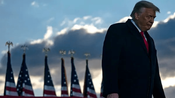 Presiden AS Donald Trump menghadapi tekanan fiskal ketika tingginya imbal hasil surat utang meningkatkan biaya pembiayaan pemerintah.