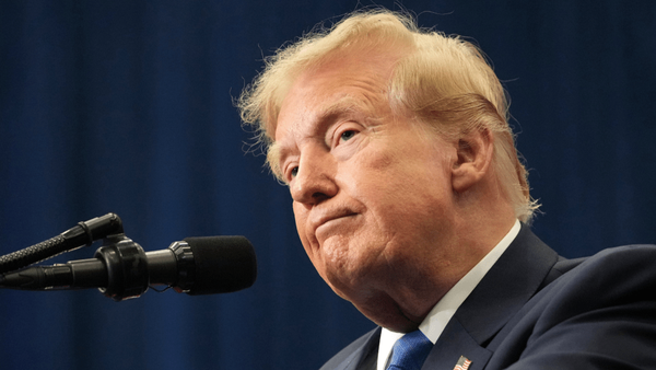 Presiden Amerika Serikat Donald Trump kembali melontarkan kritik terhadap CNN dan MS NOW melalui unggahan di Truth Social.