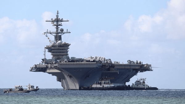 Anggota Kongres Demokrat mendesak pemerintahan Trump menjelaskan kondisi fisik dan psikologis awak USS Abraham Lincoln.