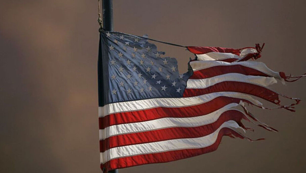Penulis dan aktivis media Amerika Mike Adams yang menilai pengaruh Washington di Timur Tengah telah runtuh di tengah perubahan situasi strategis kawasan.