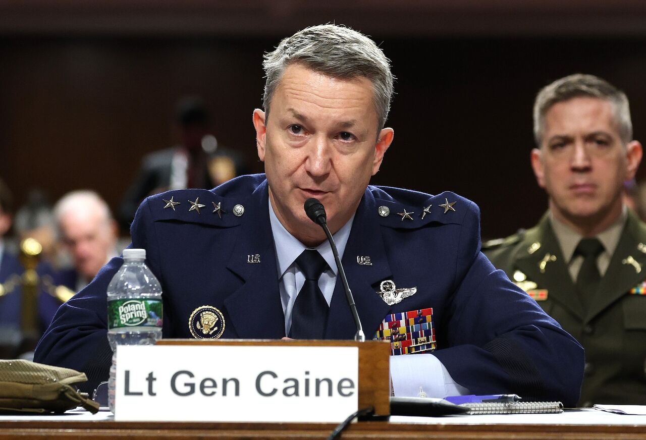 Kepala Staf Gabungan AS Dan Caine menyatakan militer Amerika harus mempersiapkan diri menghadapi konflik di ruang angkasa hingga kawasan antara Bumi dan Bulan.