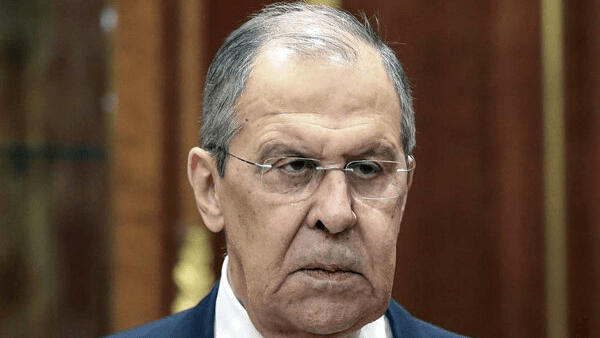 Sergei Lavrov menyebut Ukraina dapat menjadi wilayah penyangga Rusia dan menilai komitmen politik Kyiv telah ditinggalkan.