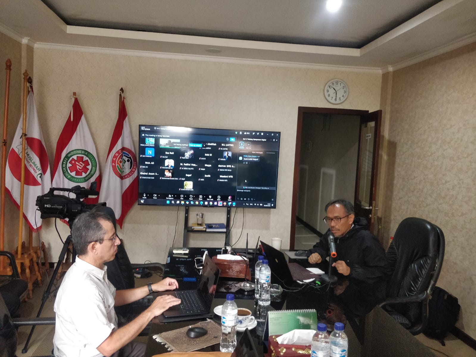 Ustadz Ammar Fauzi, Ph.D., saat menyampaikan materi pada Seri 2 Training Kompetensi Digital DPP Ahlulbait Indonesia bertajuk “Hoax atau Fakta? Simulasi Literasi Media di Era Post-Truth” di Jakarta, Sabtu (26/9/2026).
