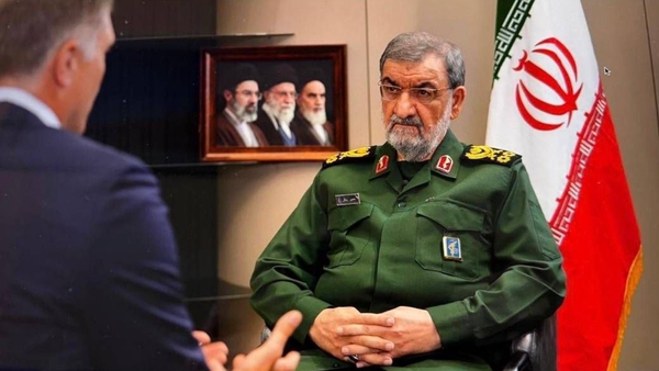 Mohsen Rezaei, Sekretaris Dewan Tinggi Keamanan Nasional Iran, mengatakan Tehran menunggu respons Washington terhadap syarat yang diajukan untuk mengakhiri perang.