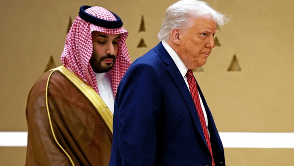 Arab Saudi menghadapi tekanan baru setelah meningkatnya posisi Ansarullah di sekitar Laut Merah dan ancaman terhadap jalur ekspor minyak, di tengah ketidakpastian dukungan Amerika Serikat.
