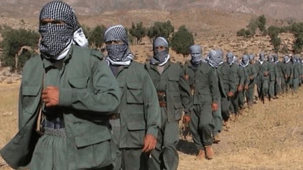 Serangkaian operasi Iran terhadap kelompok separatis di utara Irak dan sasaran militer Amerika memperbesar tekanan terhadap dua ancaman yang selama bertahun-tahun membayangi perbatasan barat Iran.