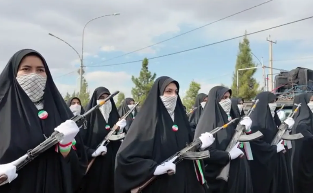 Kementerian Pertahanan Iran menyiapkan program untuk menarik, mempertahankan, dan memberdayakan perempuan berbakat di sektor pertahanan.
