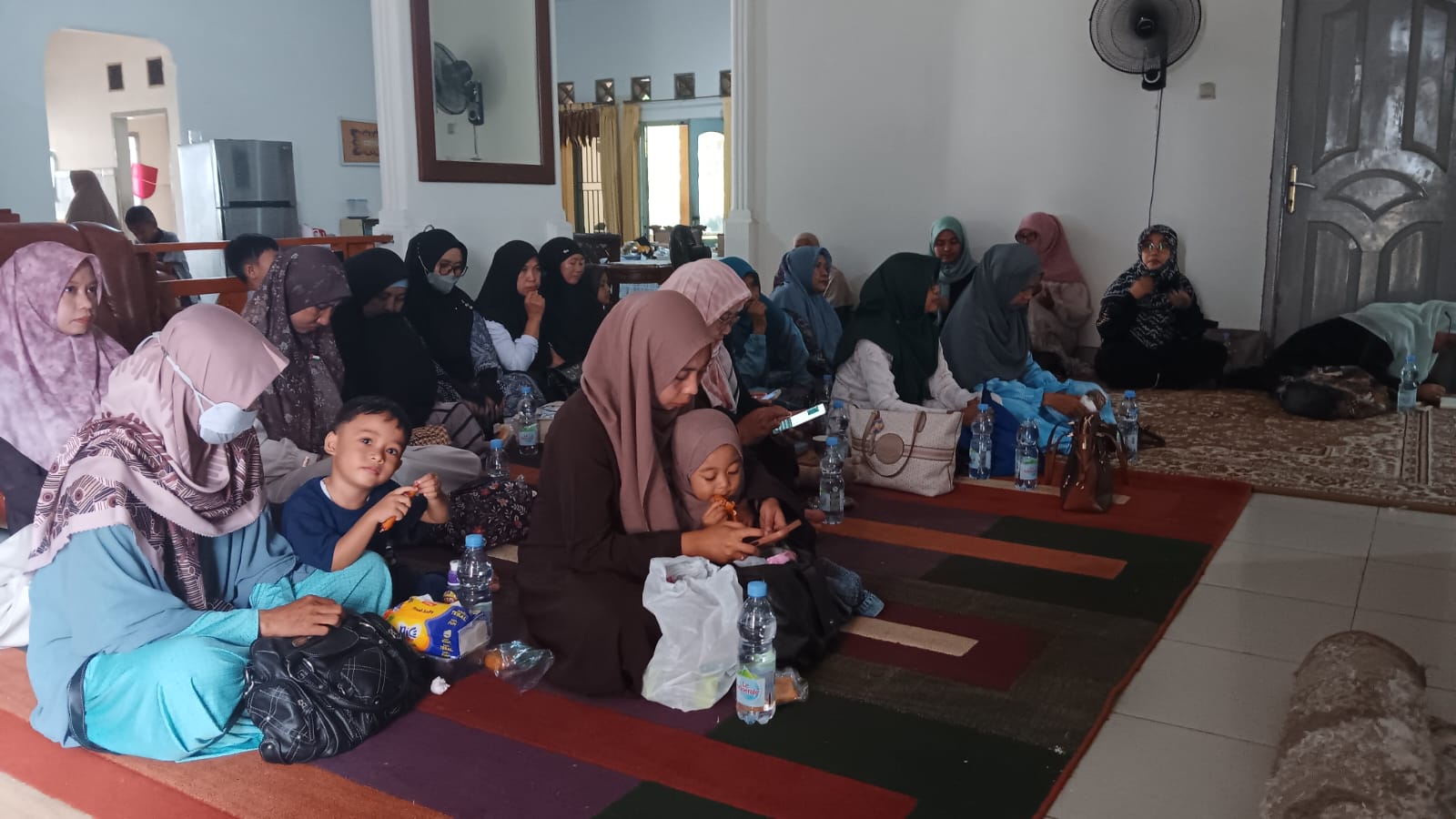 Peserta kajian Mahdawiyah ABI Jawa Barat dari Purwakarta, Subang, Karawang, dan Bekasi mengikuti pembekalan di Yayasan Al Mujtaba, Purwakarta, Minggu (4/10/2026).