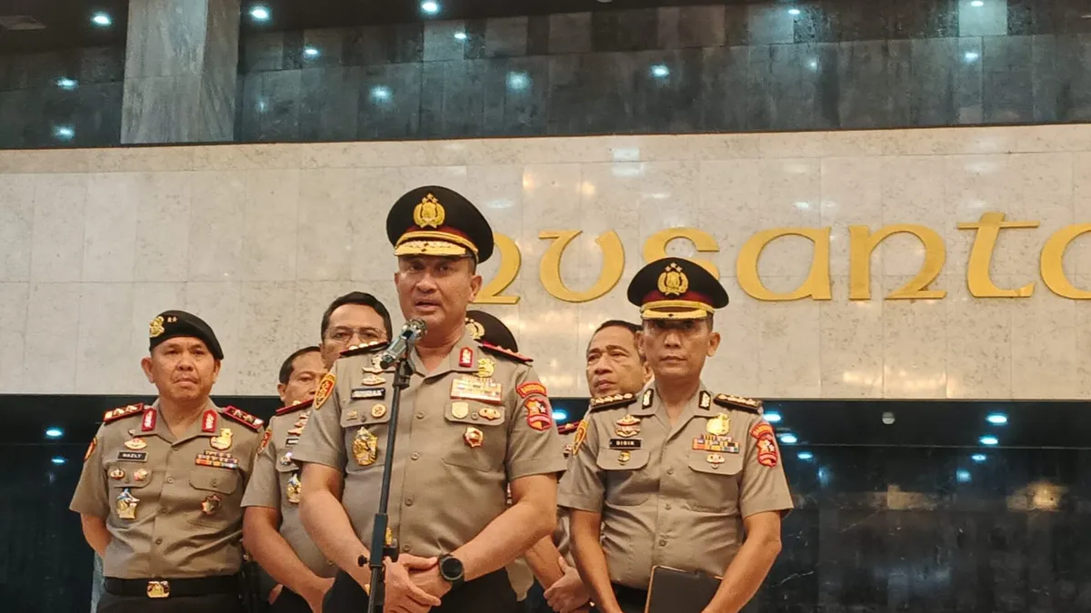 Komjen Pol. Suyudi Ario Seto mengikuti uji kelayakan dan kepatutan sebagai calon Kapolri di Komisi III DPR RI, Kamis (1/10/2026), di tengah sorotan terhadap agenda reformasi kepolisian. Credit: Pikiran Rakyat