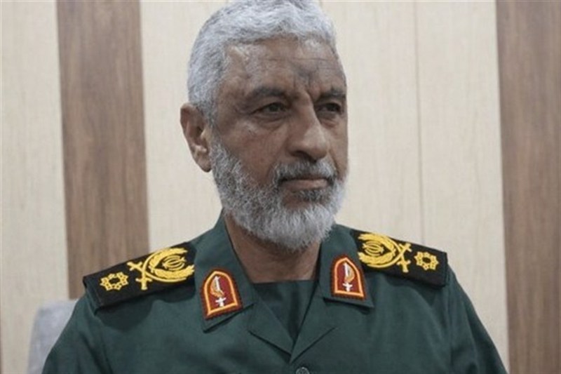 Komandan Angkatan Laut IRGC Ali Azmayi mengunjungi keluarga para syuhada Perang Ramadan dan pertempuran di Selat Hormuz, sekaligus menyampaikan salam dari Pemimpin Tertinggi Iran.