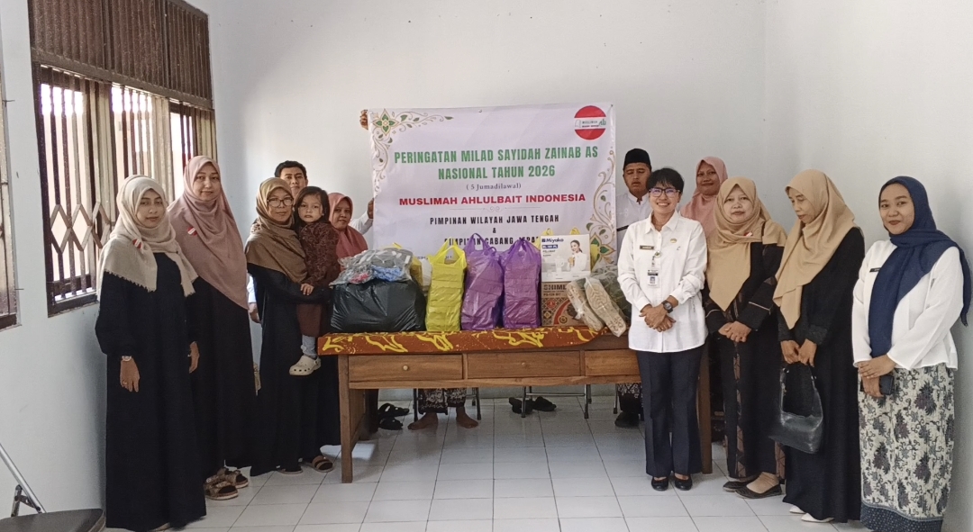 Muslimah ABI Jepara bersama pengurus Muslimah ABI Jawa Tengah mengunjungi RPS DM Waluyotomo, Jepara, pada 22 Oktober 2026, untuk berbagi bantuan dan kepedulian dalam semangat Ngopeni Sing Ora Kopen.