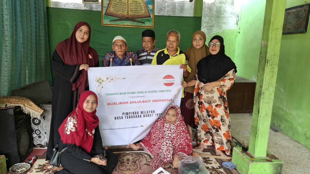 Muslimah ABI NTB bersama anggota komunitas penyandang disabilitas di Jalan Bandeng, Kampung Arab, Ampenan, Kota Mataram, dalam kunjungan sosial pada 28 Oktober 2026. Kegiatan ini menjadi bentuk apresiasi terhadap kreativitas dan kemandirian anggota komunitas.