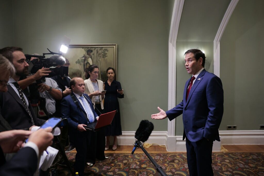 Menteri Luar Negeri AS Marco Rubio menyerukan warga Kuba yang menginginkan perubahan politik agar bekerja sama secara rahasia dengan CIA di tengah meningkatnya tekanan Washington terhadap Havana.