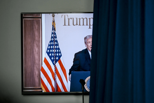 Presiden Amerika Serikat Donald Trump mengklaim Washington memantau seluruh fasilitas nuklir Iran dan mengawasi aktivitas di lokasi-lokasi tersebut.